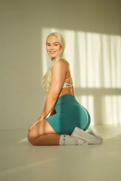 Curve Shorts - Teal